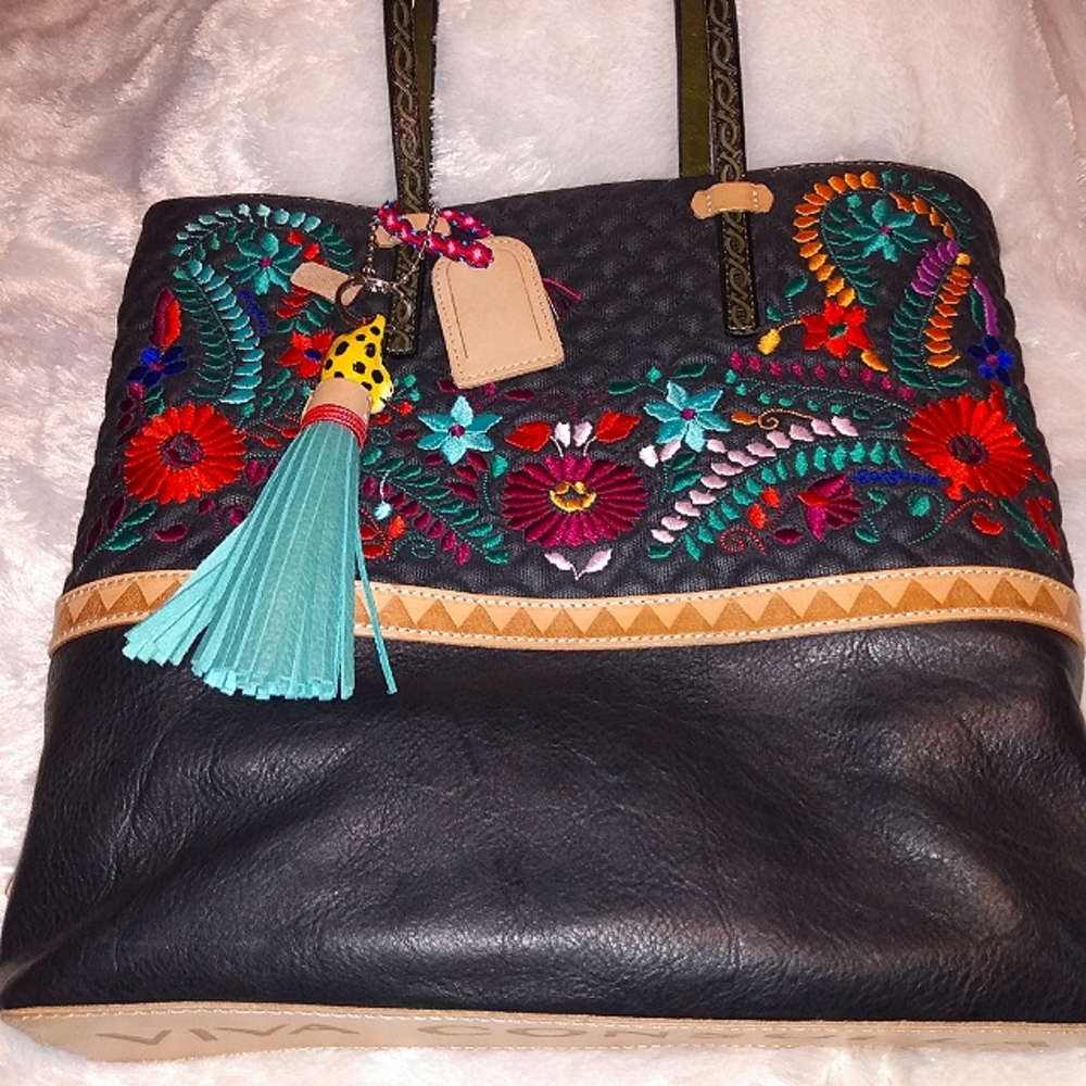La Reina Consuela Tote